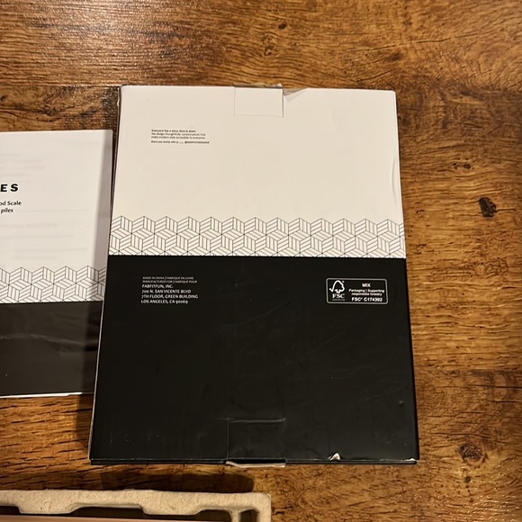 Short Stories Weight Scale(New) - Picture 6 of 6